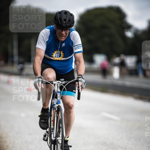 16.08.2026 - KN Förde Triathlon 2026 H.Heesch http://msf.ph/oto/9979837 16.08.2026 11:37:04 Radfahren 370, 398, 404, 407, 415 meine-sportfotos.de