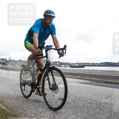 16.08.2026 - KN Förde Triathlon 2026 H.Heesch http://msf.ph/oto/9979848 16.08.2026 11:17:50 Radfahren 306, 314, 317, 330, 367, 396, 802, 803 meine-sportfotos.de
