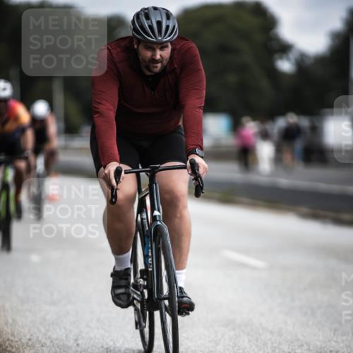 16.08.2026 - KN Förde Triathlon 2026 H.Heesch http://msf.ph/oto/9979864 16.08.2026 11:37:07 Radfahren 370, 398, 404, 407, 415 meine-sportfotos.de