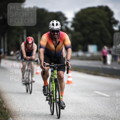 16.08.2026 - KN Förde Triathlon 2026 H.Heesch http://msf.ph/oto/9979873 16.08.2026 11:37:08 Radfahren 370, 402, 404, 415 meine-sportfotos.de