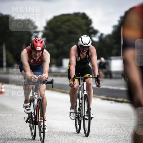 16.08.2026 - KN Förde Triathlon 2026 H.Heesch http://msf.ph/oto/9979883 16.08.2026 11:37:09 Radfahren 370, 402, 415 meine-sportfotos.de