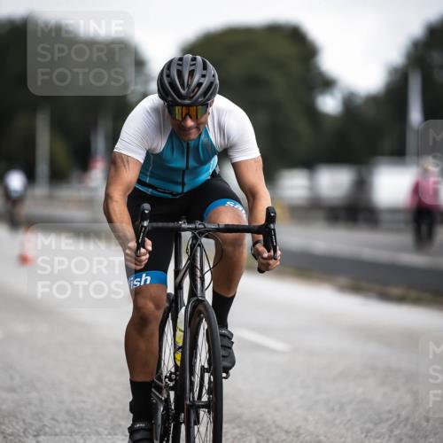 16.08.2026 - KN Förde Triathlon 2026 H.Heesch http://msf.ph/oto/9979999 16.08.2026 11:37:27 Radfahren 374, 413, 424 meine-sportfotos.de
