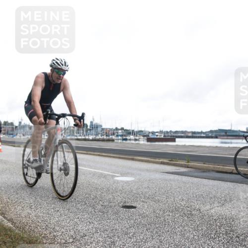16.08.2026 - KN Förde Triathlon 2026 H.Heesch http://msf.ph/oto/9980021 16.08.2026 11:21:44 Radfahren 323, 342, 347, 365, 377 meine-sportfotos.de