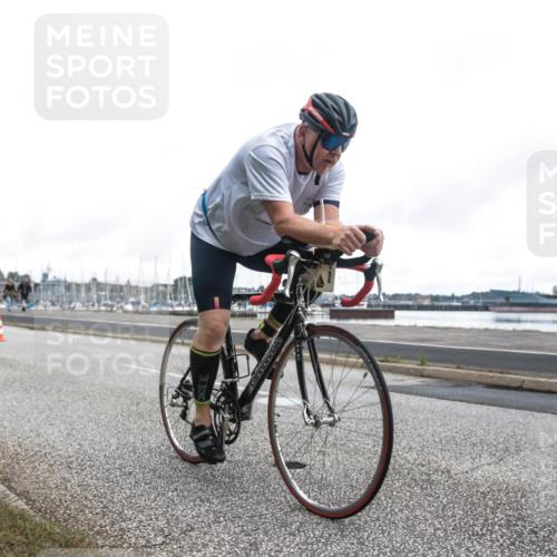 16.08.2026 - KN Förde Triathlon 2026 H.Heesch http://msf.ph/oto/9980035 16.08.2026 11:21:53 Radfahren 372, 391, 438 meine-sportfotos.de