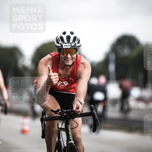 16.08.2026 - KN Förde Triathlon 2026 H.Heesch http://msf.ph/oto/9980045 16.08.2026 11:37:50 Radfahren  meine-sportfotos.de
