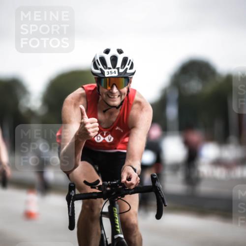 16.08.2026 - KN Förde Triathlon 2026 H.Heesch http://msf.ph/oto/9980047 16.08.2026 11:37:50 Radfahren  meine-sportfotos.de