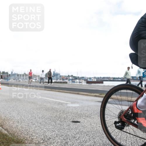16.08.2026 - KN Förde Triathlon 2026 H.Heesch http://msf.ph/oto/9980185 16.08.2026 11:25:32 Radfahren 399, 413 meine-sportfotos.de