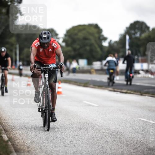 16.08.2026 - KN Förde Triathlon 2026 H.Heesch http://msf.ph/oto/9980206 16.08.2026 11:44:00 Radfahren 351, 801 meine-sportfotos.de