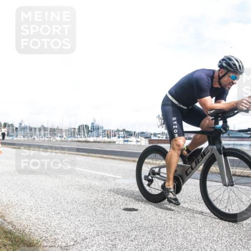 16.08.2026 - KN Förde Triathlon 2026 H.Heesch http://msf.ph/oto/9980207 16.08.2026 11:26:10 Radfahren 370, 421 meine-sportfotos.de