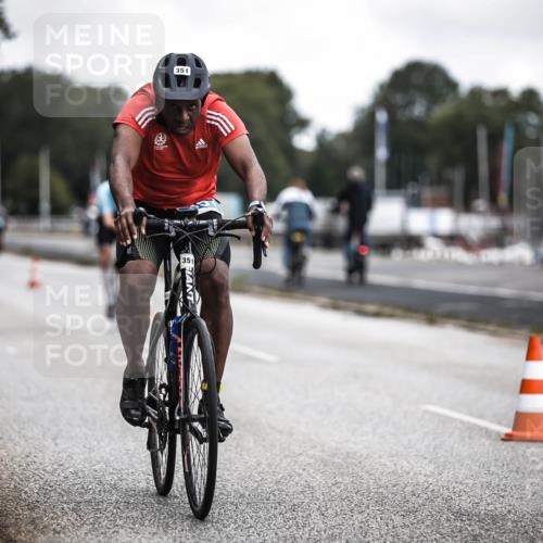 16.08.2026 - KN Förde Triathlon 2026 H.Heesch http://msf.ph/oto/9980223 16.08.2026 11:44:00 Radfahren 351, 801 meine-sportfotos.de