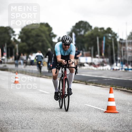 16.08.2026 - KN Förde Triathlon 2026 H.Heesch http://msf.ph/oto/9980238 16.08.2026 11:44:02 Radfahren 351, 801 meine-sportfotos.de