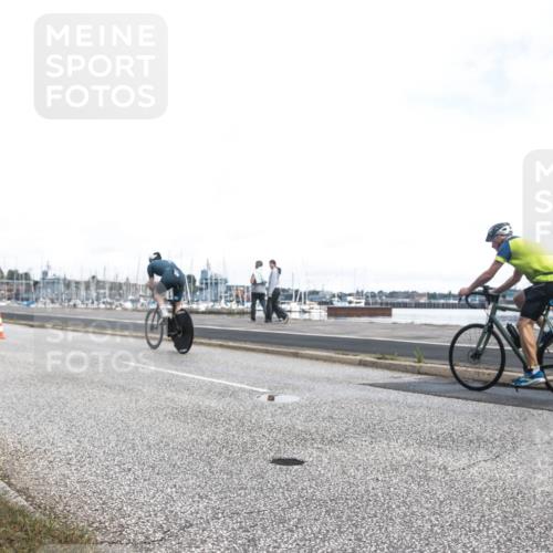 16.08.2026 - KN Förde Triathlon 2026 H.Heesch http://msf.ph/oto/9980269 16.08.2026 11:26:49 Radfahren 221, 318 meine-sportfotos.de