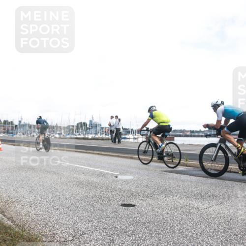 16.08.2026 - KN Förde Triathlon 2026 H.Heesch http://msf.ph/oto/9980271 16.08.2026 11:26:49 Radfahren 221, 318 meine-sportfotos.de