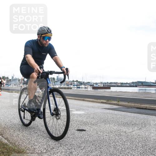 16.08.2026 - KN Förde Triathlon 2026 H.Heesch http://msf.ph/oto/9980312 16.08.2026 11:27:27 Radfahren 346, 417, 437 meine-sportfotos.de