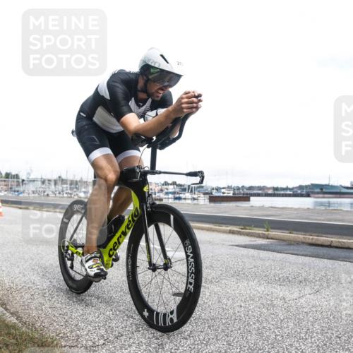 16.08.2026 - KN Förde Triathlon 2026 H.Heesch http://msf.ph/oto/9980340 16.08.2026 11:28:01 Radfahren 301, 356 meine-sportfotos.de