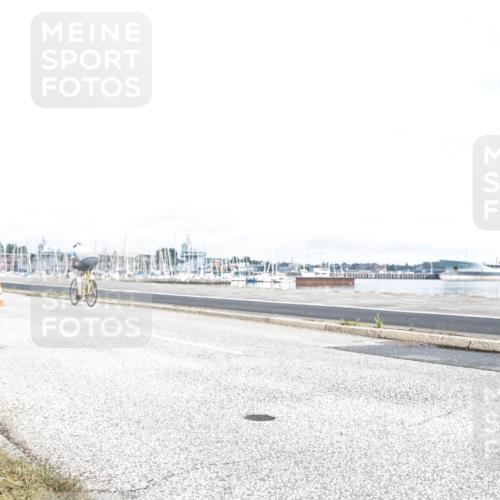 16.08.2026 - KN Förde Triathlon 2026 H.Heesch http://msf.ph/oto/9980357 16.08.2026 11:28:26 Radfahren 353, 402, 413 meine-sportfotos.de