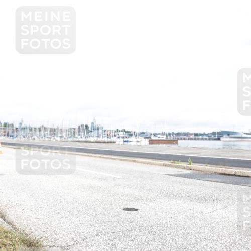 16.08.2026 - KN Förde Triathlon 2026 H.Heesch http://msf.ph/oto/9980388 16.08.2026 11:28:30 Radfahren 353, 402 meine-sportfotos.de
