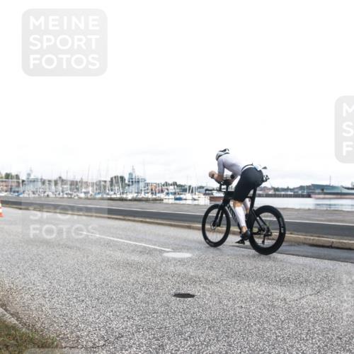 16.08.2026 - KN Förde Triathlon 2026 H.Heesch http://msf.ph/oto/9980413 16.08.2026 11:29:01 Radfahren 321, 404, 429, 432 meine-sportfotos.de
