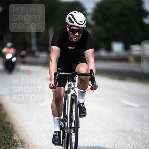 16.08.2026 - KN Förde Triathlon 2026 H.Heesch http://msf.ph/oto/9980906 16.08.2026 11:49:59 Radfahren  meine-sportfotos.de