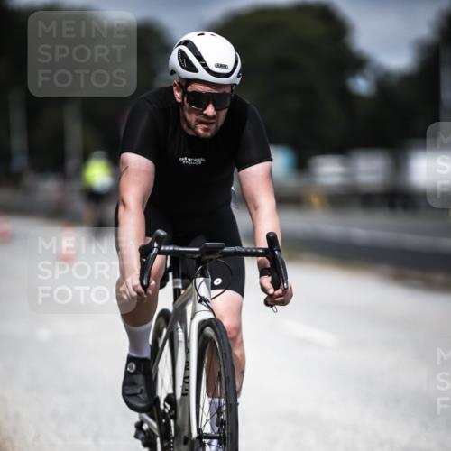 16.08.2026 - KN Förde Triathlon 2026 H.Heesch http://msf.ph/oto/9980910 16.08.2026 11:49:59 Radfahren  meine-sportfotos.de