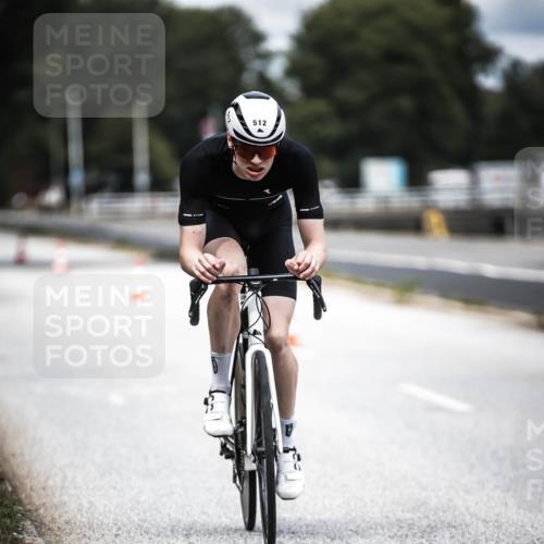 16.08.2026 - KN Förde Triathlon 2026 H.Heesch http://msf.ph/oto/9981460 16.08.2026 12:47:12 Radfahren 512, 528 meine-sportfotos.de