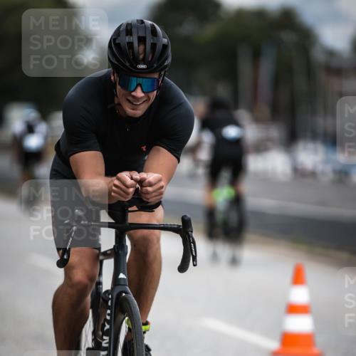 16.08.2026 - KN Förde Triathlon 2026 H.Heesch http://msf.ph/oto/9981507 16.08.2026 12:47:50 Radfahren 508, 520, 521 meine-sportfotos.de