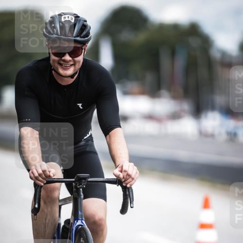 16.08.2026 - KN Förde Triathlon 2026 H.Heesch http://msf.ph/oto/9981531 16.08.2026 12:48:16 Radfahren 513 meine-sportfotos.de