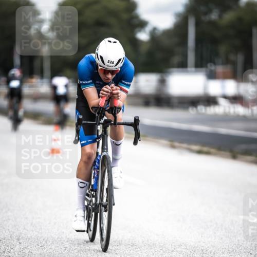 16.08.2026 - KN Förde Triathlon 2026 H.Heesch http://msf.ph/oto/9981572 16.08.2026 12:48:44 Radfahren 506, 524, 525, 526, 547 meine-sportfotos.de