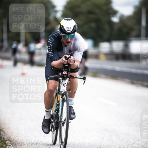 16.08.2026 - KN Förde Triathlon 2026 H.Heesch http://msf.ph/oto/9981595 16.08.2026 12:48:57 Radfahren 509, 534 meine-sportfotos.de