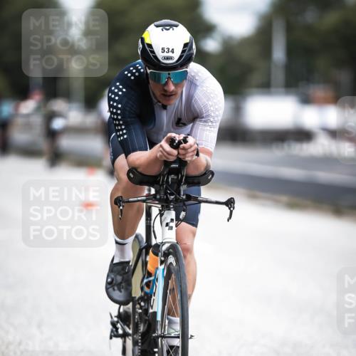 16.08.2026 - KN Förde Triathlon 2026 H.Heesch http://msf.ph/oto/9981600 16.08.2026 12:48:57 Radfahren 509, 534 meine-sportfotos.de