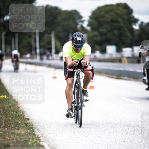 16.08.2026 - KN Förde Triathlon 2026 H.Heesch http://msf.ph/oto/9981632 16.08.2026 12:49:30 Radfahren 501, 528, 531, 542 meine-sportfotos.de
