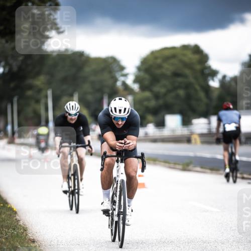 16.08.2026 - KN Förde Triathlon 2026 H.Heesch http://msf.ph/oto/9981656 16.08.2026 12:49:36 Radfahren 501, 540, 542, 543, 551 meine-sportfotos.de