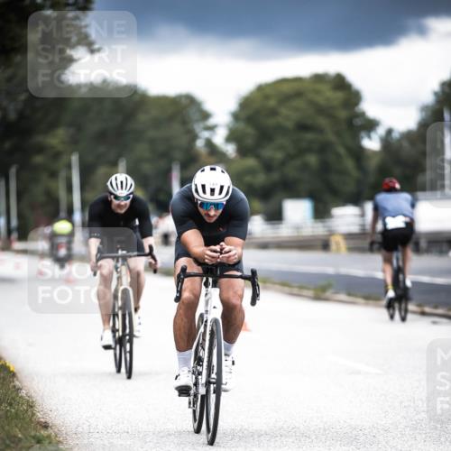 16.08.2026 - KN Förde Triathlon 2026 H.Heesch http://msf.ph/oto/9981657 16.08.2026 12:49:36 Radfahren 501, 540, 542, 543, 551 meine-sportfotos.de