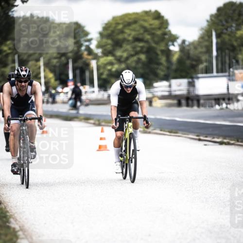 16.08.2026 - KN Förde Triathlon 2026 H.Heesch http://msf.ph/oto/9981697 16.08.2026 12:49:59 Radfahren 362, 507, 510, 519, 521, 527 meine-sportfotos.de