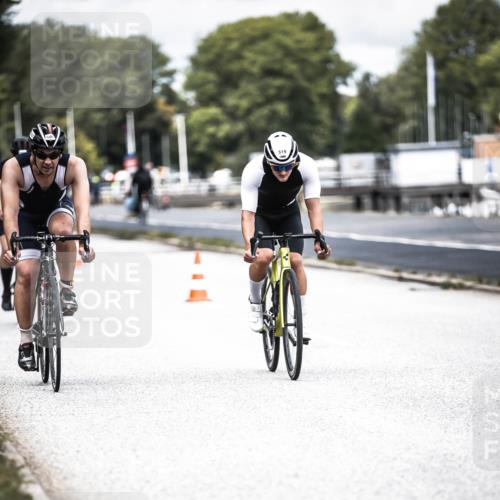 16.08.2026 - KN Förde Triathlon 2026 H.Heesch http://msf.ph/oto/9981700 16.08.2026 12:49:59 Radfahren 362, 507, 510, 519, 521, 527 meine-sportfotos.de