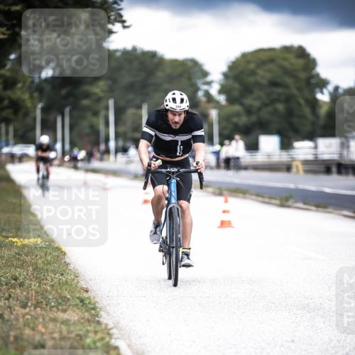 16.08.2026 - KN Förde Triathlon 2026 H.Heesch http://msf.ph/oto/9981766 16.08.2026 12:50:38 Radfahren 511, 530, 590 meine-sportfotos.de