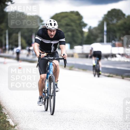 16.08.2026 - KN Förde Triathlon 2026 H.Heesch http://msf.ph/oto/9981777 16.08.2026 12:50:38 Radfahren 511, 530, 590 meine-sportfotos.de