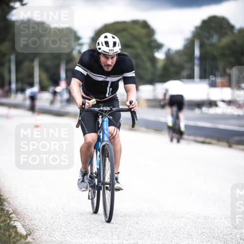 16.08.2026 - KN Förde Triathlon 2026 H.Heesch http://msf.ph/oto/9981779 16.08.2026 12:50:39 Radfahren 530, 590 meine-sportfotos.de