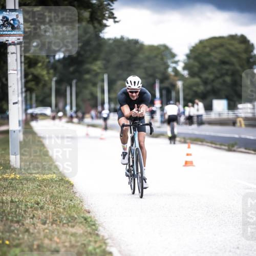 16.08.2026 - KN Förde Triathlon 2026 H.Heesch http://msf.ph/oto/9981785 16.08.2026 12:50:41 Radfahren 530, 590, 710 meine-sportfotos.de