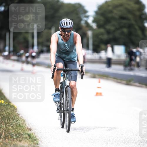 16.08.2026 - KN Förde Triathlon 2026 H.Heesch http://msf.ph/oto/9981863 16.08.2026 12:51:20 Radfahren 506 meine-sportfotos.de