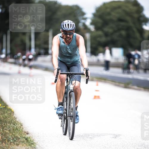 16.08.2026 - KN Förde Triathlon 2026 H.Heesch http://msf.ph/oto/9981865 16.08.2026 12:51:21 Radfahren 506 meine-sportfotos.de