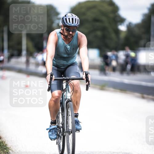 16.08.2026 - KN Förde Triathlon 2026 H.Heesch http://msf.ph/oto/9981872 16.08.2026 12:51:21 Radfahren 506 meine-sportfotos.de
