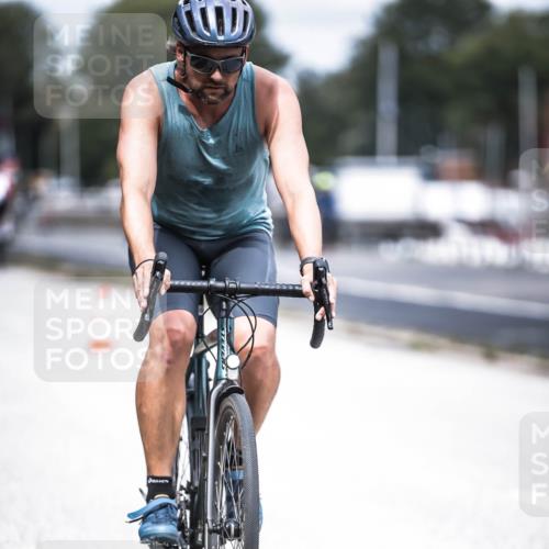 16.08.2026 - KN Förde Triathlon 2026 H.Heesch http://msf.ph/oto/9981880 16.08.2026 12:51:21 Radfahren 506 meine-sportfotos.de