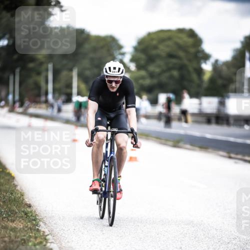 16.08.2026 - KN Förde Triathlon 2026 H.Heesch http://msf.ph/oto/9981909 16.08.2026 12:51:45 Radfahren 549, 550, 551, 574 meine-sportfotos.de