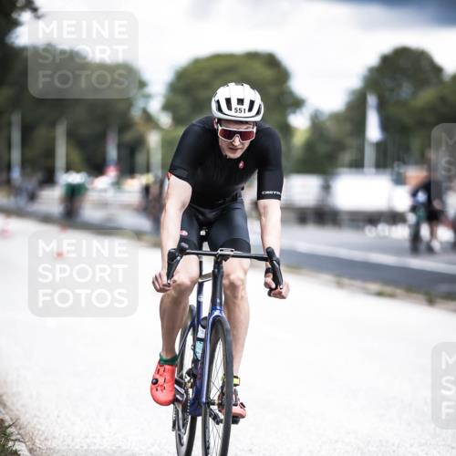 16.08.2026 - KN Förde Triathlon 2026 H.Heesch http://msf.ph/oto/9981917 16.08.2026 12:51:45 Radfahren 549, 550, 551, 574 meine-sportfotos.de