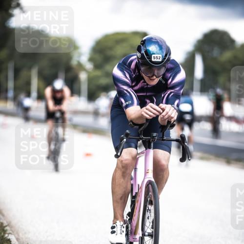 16.08.2026 - KN Förde Triathlon 2026 H.Heesch http://msf.ph/oto/9981954 16.08.2026 12:51:55 Radfahren 362, 510, 552, 703 meine-sportfotos.de