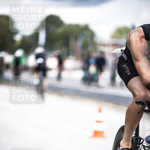16.08.2026 - KN Förde Triathlon 2026 H.Heesch http://msf.ph/oto/9981972 16.08.2026 12:51:57 Radfahren 510, 552, 703 meine-sportfotos.de