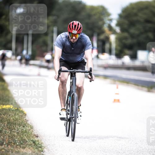 16.08.2026 - KN Förde Triathlon 2026 H.Heesch http://msf.ph/oto/9981986 16.08.2026 12:52:10 Radfahren 505, 531 meine-sportfotos.de