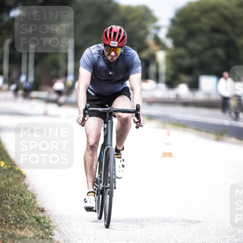 16.08.2026 - KN Förde Triathlon 2026 H.Heesch http://msf.ph/oto/9981989 16.08.2026 12:52:10 Radfahren 505, 531 meine-sportfotos.de