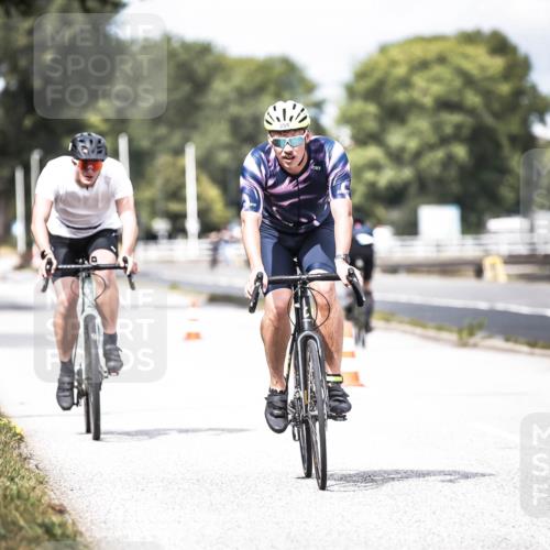 16.08.2026 - KN Förde Triathlon 2026 H.Heesch http://msf.ph/oto/9982005 16.08.2026 12:52:37 Radfahren 532, 533, 558 meine-sportfotos.de